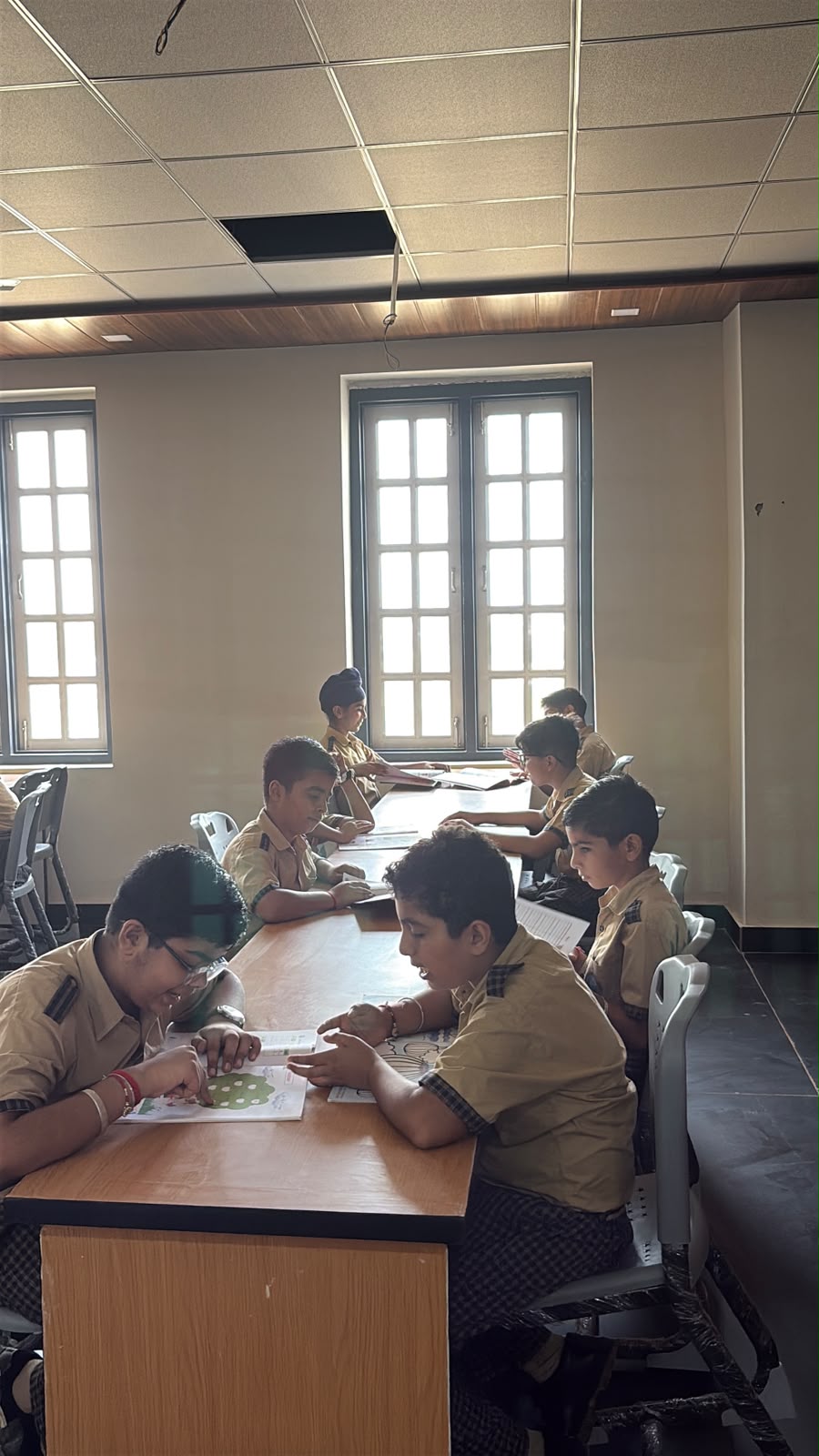 School Library - Photo 3